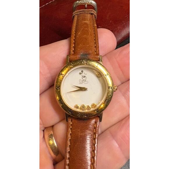 Women's 30mm Roise Gold Tone Disney Fossil Watch, Mickey Theme - Picture 1 of 4